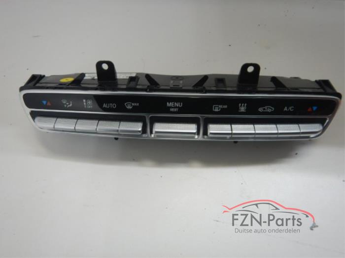 Begagnade Klimatpanel Mercedes C-Klasse Pris € 199,00 Inklusive moms erbjuds av FZN Parts