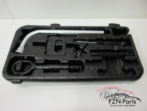 Usagé Ensemble cric Audi A6 Prix € 68,99 Prix TTC proposé par FZN Parts