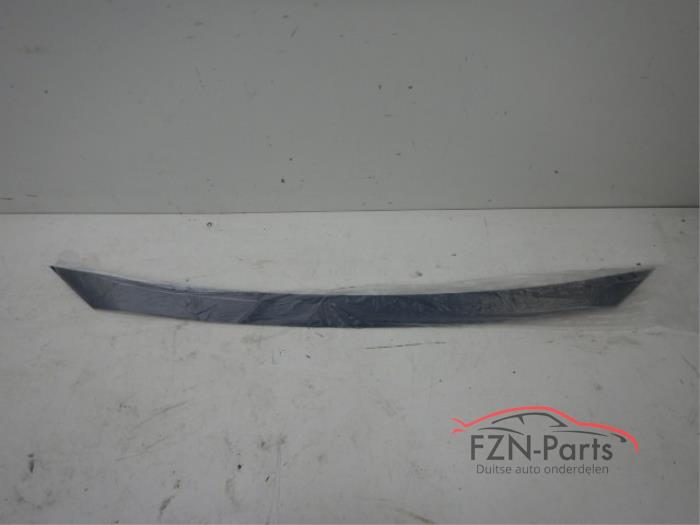 Używane Listwa grilla MG ZS Cena € 49,01 Z VAT oferowane przez FZN Parts