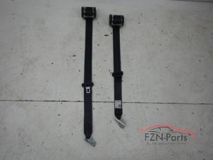 Usados Juego de cinturón de seguridad detrás Volkswagen Golf Precio € 119,00 IVA incluido ofrecido por FZN Parts