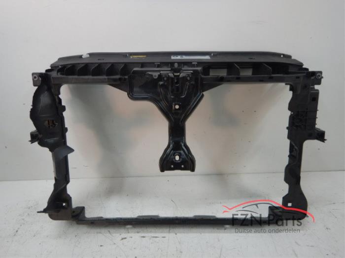 Begagnade Front Volkswagen Tiguan (5N1/2) Pris € 199,00 Inklusive moms erbjuds av FZN Parts