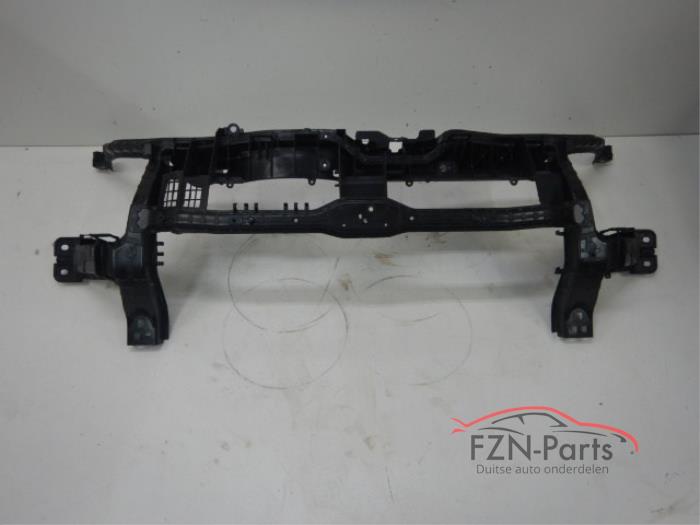 Begagnade Front Ford Transit Pris € 199,00 Inklusive moms erbjuds av FZN Parts