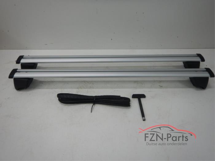 Roof transverse bars on the 'horns'
