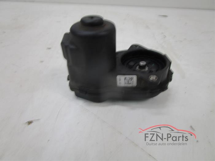Używane Silnik hamulca postojowego Mercedes A (W176) Cena € 75,00 Z VAT oferowane przez FZN Parts