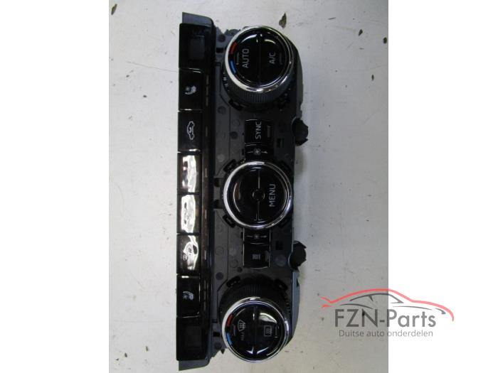 Używane Panel climatronic Skoda Superb Cena € 149,00 Z VAT oferowane przez FZN Parts