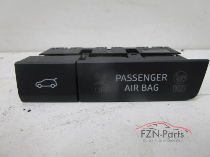 Używane Przelacznik Seat Ateca (5FPX) Cena € 15,00 Z VAT oferowane przez FZN Parts