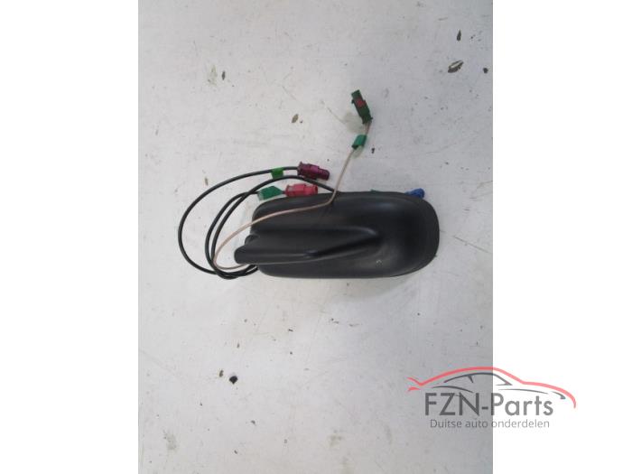 Używane Antena Volkswagen Polo V (6R) Cena € 49,01 Z VAT oferowane przez FZN Parts