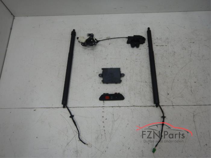Używane Silnik tylnej klapy Opel Grandland (X) Cena € 399,00 Z VAT oferowane przez FZN Parts