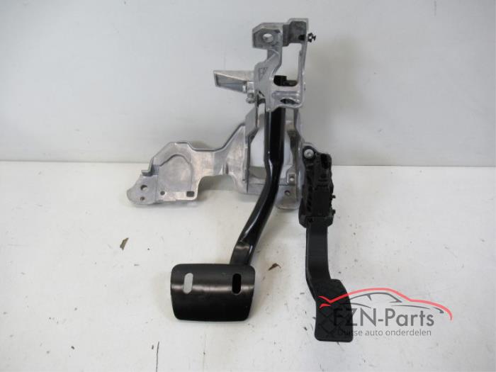 Begagnade Bromspedal Audi A5 Pris € 99,00 Inklusive moms erbjuds av FZN Parts