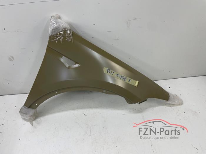 Używane Blotnik prawy przód Tesla Model X Cena € 649,00 Z VAT oferowane przez FZN Parts