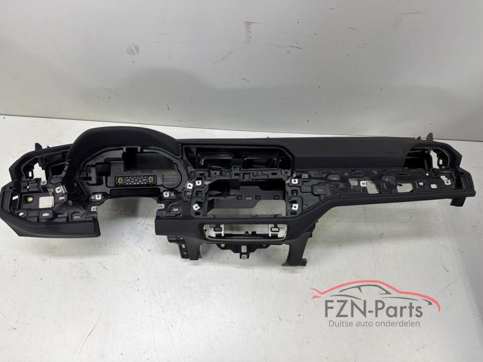 Używane Panel Audi Q3 (F3B) Cena na żądanie oferowane przez FZN Parts
