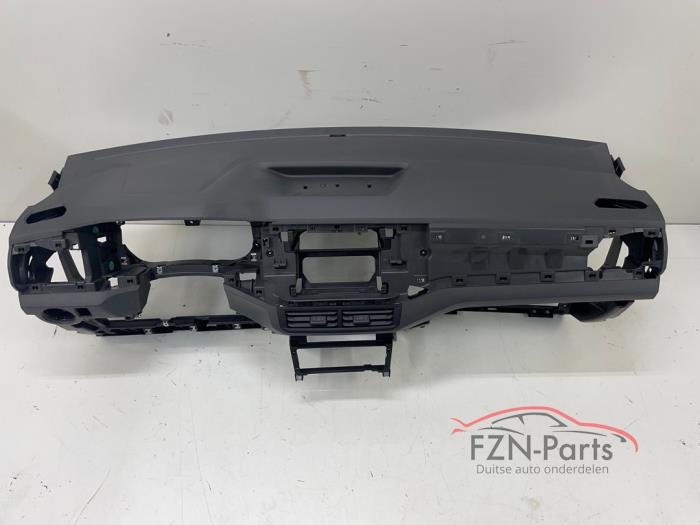 Używane Panel Volkswagen T-Cross Cena na żądanie oferowane przez FZN Parts