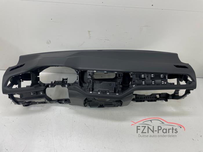 Używane Panel Volkswagen T-Roc I Cena na żądanie oferowane przez FZN Parts