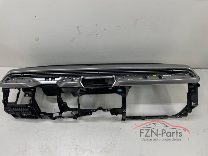 Używane Panel Volkswagen ID.Buzz (EBB/EBJ) Cena na żądanie oferowane przez FZN Parts