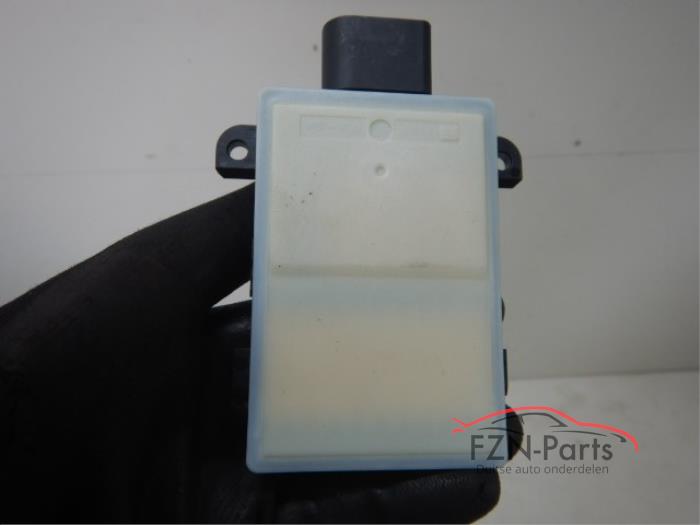 Begagnade Dödvinkelsensor Audi A6 Avant (C8) Pris € 399,00 Inklusive moms erbjuds av FZN Parts