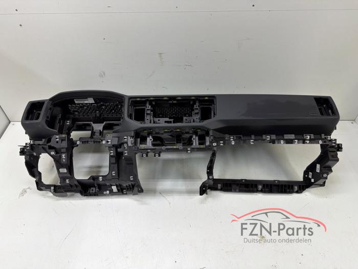 Używane Panel Volkswagen Crafter (SY) Cena na żądanie oferowane przez FZN Parts