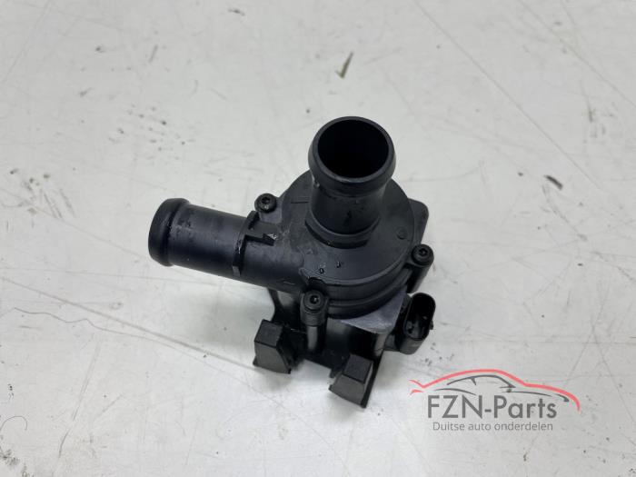 Begagnade Extra vattenpump Audi Diversen Pris € 25,00 Inklusive moms erbjuds av FZN Parts