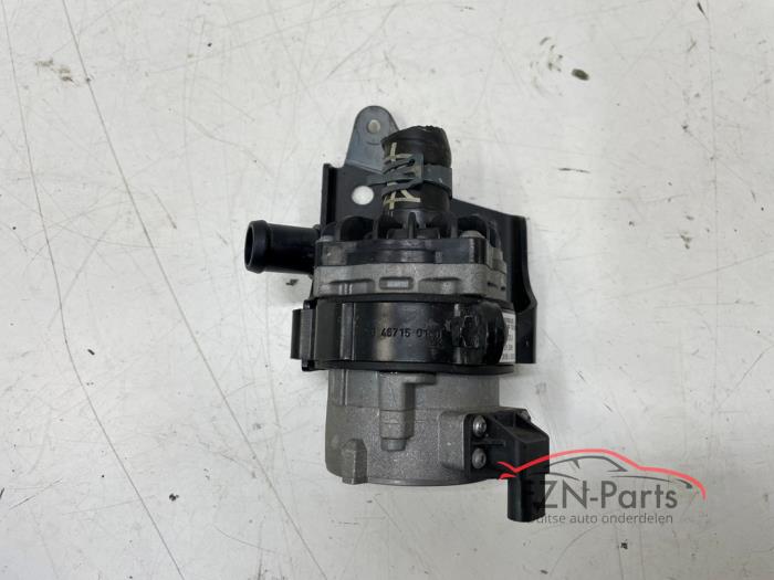 Begagnade Vattenpump Volkswagen Passat Variant (3G5) Pris € 49,01 Inklusive moms erbjuds av FZN Parts