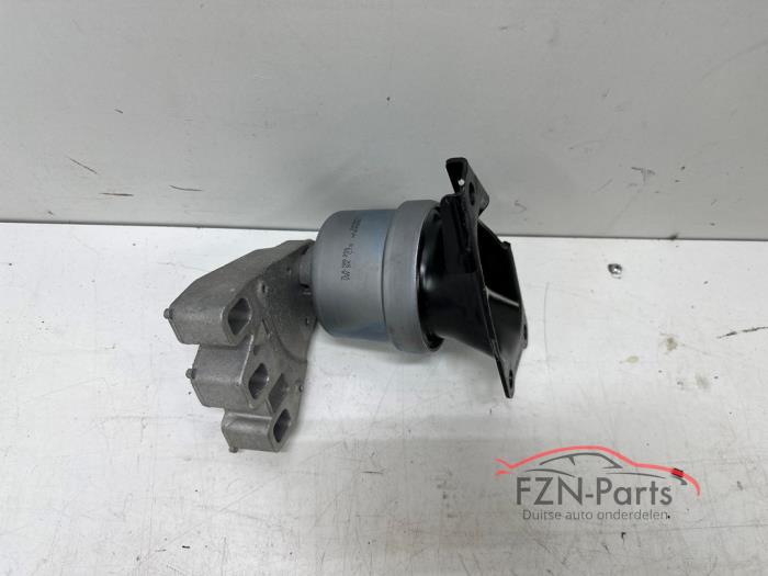 Usagé Support moteur Volkswagen Transporter/Caravelle T6 2.0 TDI 204 Prix € 49,01 Prix TTC proposé par FZN Parts