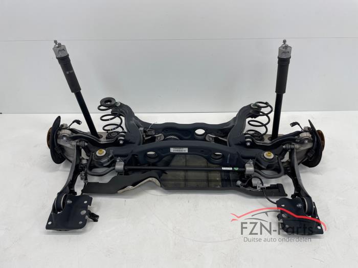 Usagé Train arrière complet Mercedes CLA (118.3) 1.3 CLA-200 Turbo 16V Prix € 699,00 Prix TTC proposé par FZN Parts