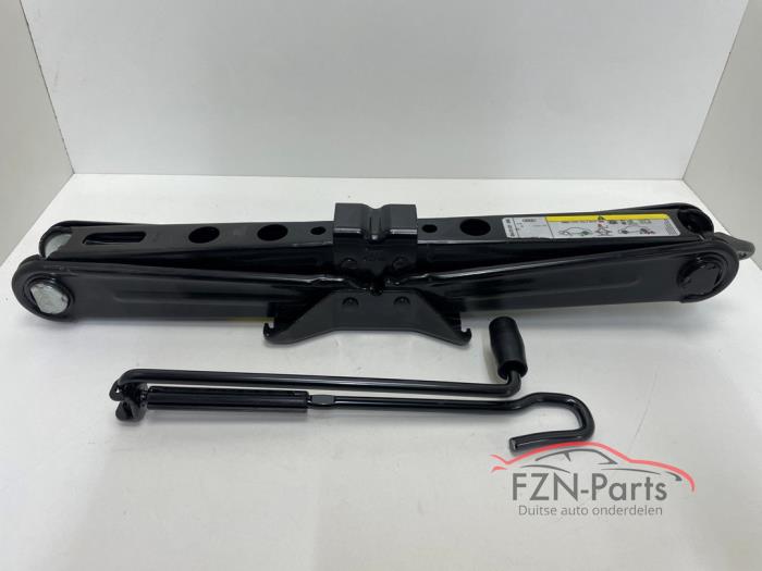 Używane Dzwignik Audi Q5 (FYB/FYG) Cena € 99,00 Z VAT oferowane przez FZN Parts