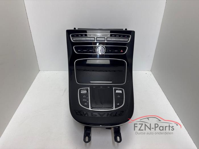 Begagnade Mittkonsol Mercedes E (C238) E-300 EQ Boost 2.0 Turbo 16V Pris € 999,00 Inklusive moms erbjuds av FZN Parts
