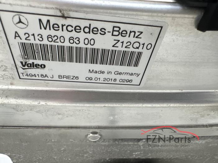 Front från en Mercedes-Benz E (C238) E-300 EQ Boost 2.0 Turbo 16V 2021