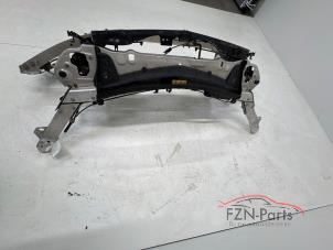 Front från en Mercedes-Benz E (C238) E-300 EQ Boost 2.0 Turbo 16V 2021