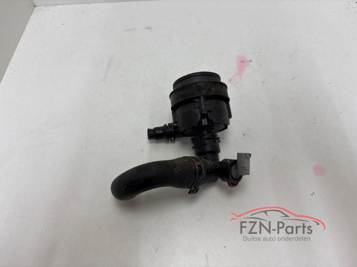 Gebrauchte Wasserpumpe Mercedes E (C238) E-300 EQ Boost 2.0 Turbo 16V Preis € 49,01 Mit Mehrwertsteuer angeboten von FZN Parts