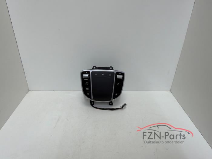 Usagé Commande ordinateur de bord Mercedes E (C238) E-300 EQ Boost 2.0 Turbo 16V Prix € 99,00 Prix TTC proposé par FZN Parts