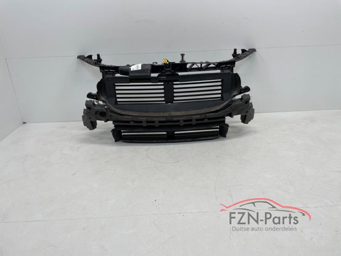 Begagnade Front Mercedes GLB (247.6) 2.0 GLB-200d 4-Matic Pris € 799,00 Inklusive moms erbjuds av FZN Parts