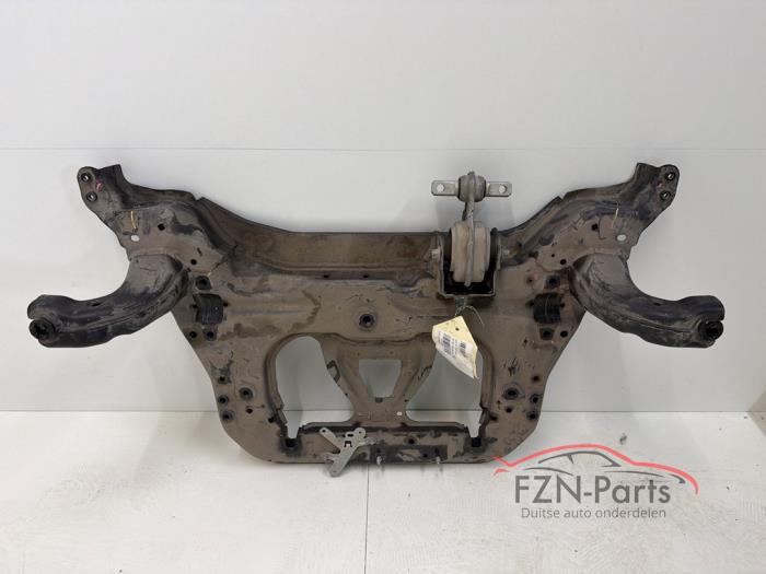 Begagnade Underram Mercedes GLB (247.6) 2.0 GLB-200d 4-Matic Pris € 499,00 Inklusive moms erbjuds av FZN Parts