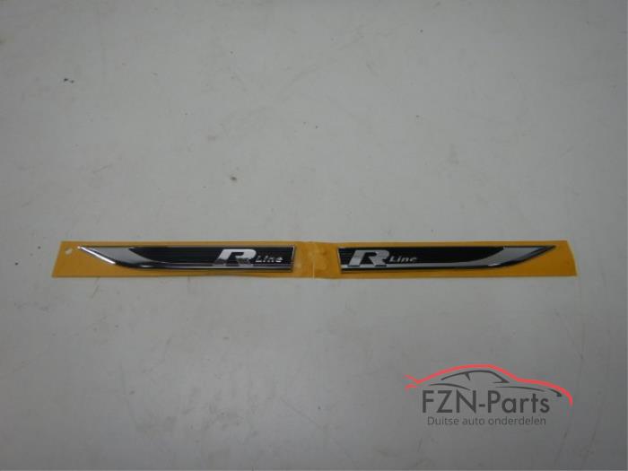 Używane Emblemat Volkswagen Golf VII (AUA) Cena € 49,01 Z VAT oferowane przez FZN Parts