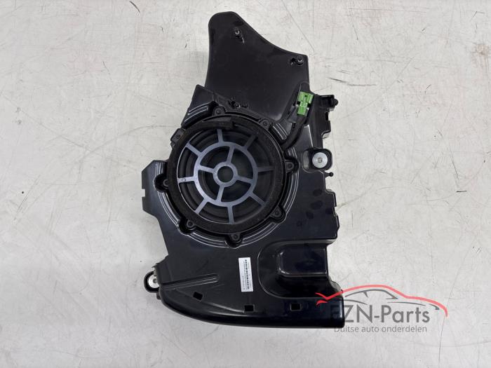 Używane Subwoofer Mercedes E-Klasse AMG (W213) 4.0 E-63 S AMG V8 Turbo 4-Matic+ Cena € 399,00 Z VAT oferowane przez FZN Parts