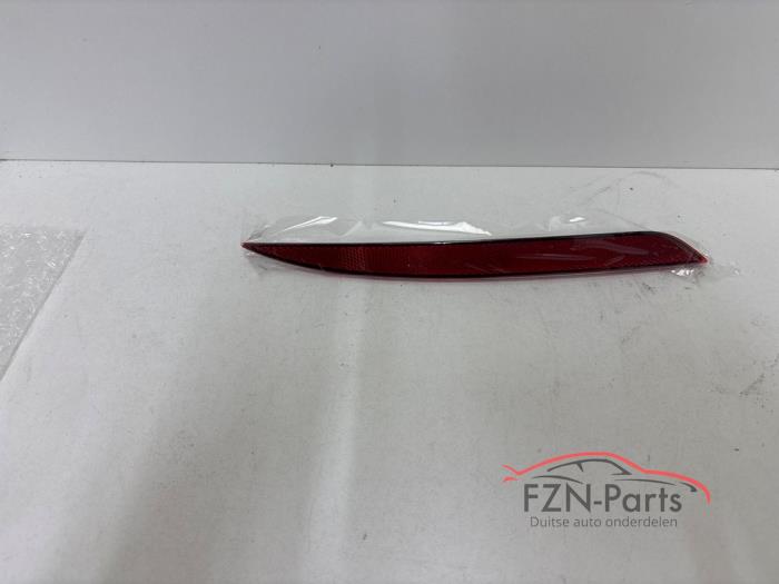 Używane Odblask tylnej klapy prawy Tesla Model Y (5YJY) Long Range AWD Cena € 75,00 Z VAT oferowane przez FZN Parts