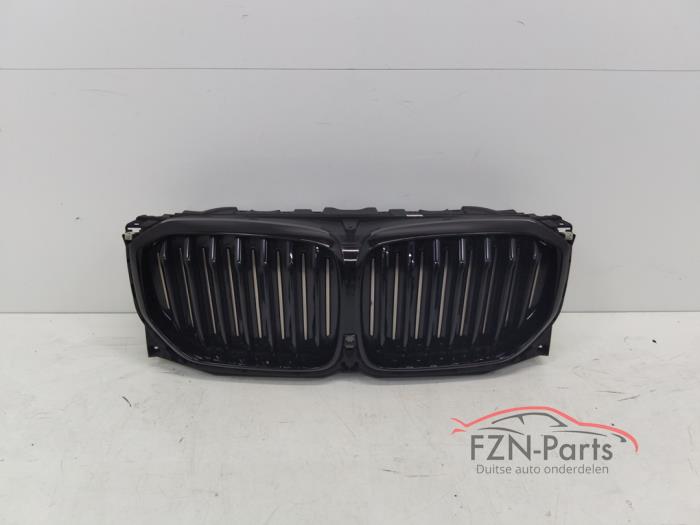 Używane Grill BMW X5 (G05) xDrive 25d 2.0 16V Cena € 299,00 Z VAT oferowane przez FZN Parts
