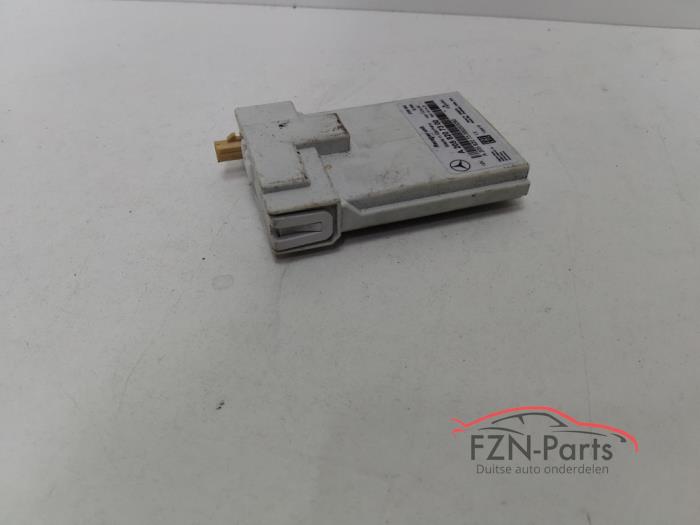 Używane Modul keyless vehicle Mercedes E-Klasse AMG (W213) 4.0 E-63 S AMG V8 Turbo 4-Matic+ Cena € 99,00 Z VAT oferowane przez FZN Parts