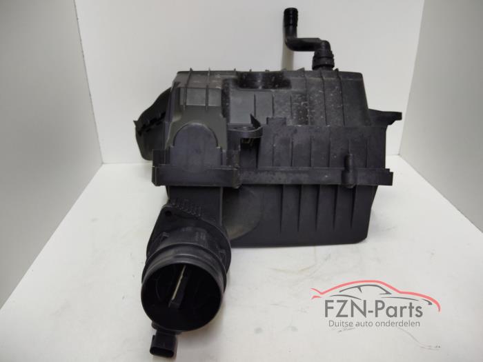 Begagnade Luftfilterhus Volkswagen Passat Variant (3G5) 1.6 TDI 16V Pris € 49,01 Inklusive moms erbjuds av FZN Parts