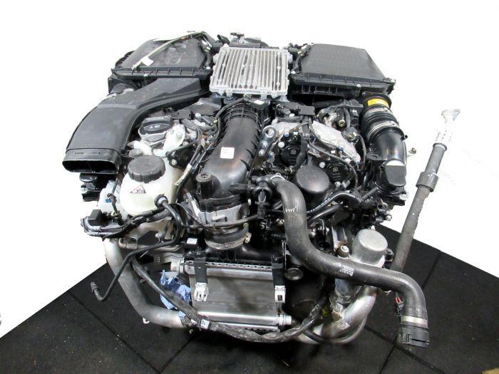 Motor van een Mercedes GLE-Klasse