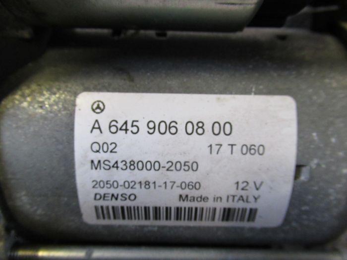 Starter from a Mercedes-Benz A (W176) 1.5 A-160 CDI, A-160d 16V 2015
