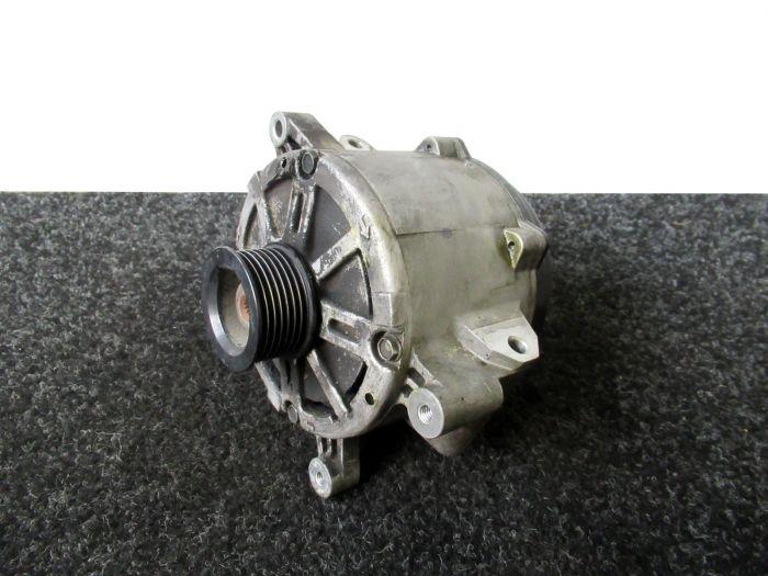 Begagnade Dynamo Porsche Panamera (970) 4.8 V8 32V 4S Pris € 299,95 Inklusive moms erbjuds av Van Kronenburg Engines