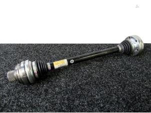 Used Drive shaft, rear right Audi A4 Price € 125,01 Inclusive VAT offered by Van Kronenburg Engines