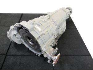 Używane Skrzynia biegów Audi Rózne Cena € 1.899,94 Z VAT oferowane przez Van Kronenburg Engines
