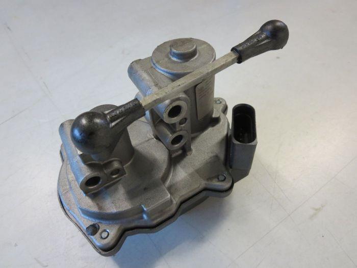 Intake manifold actuator from a Audi A4