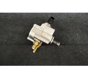 Used Mechanical fuel pump Audi R8 Price € 99,95 Inclusive VAT offered by Van Kronenburg Engines
