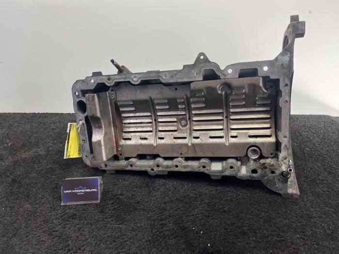 Gebrauchte Ölwanne Landrover Range Rover III (LM) 3.6 TDV8 32V Preis € 120,00 Mit Mehrwertsteuer angeboten von Van Kronenburg Engines