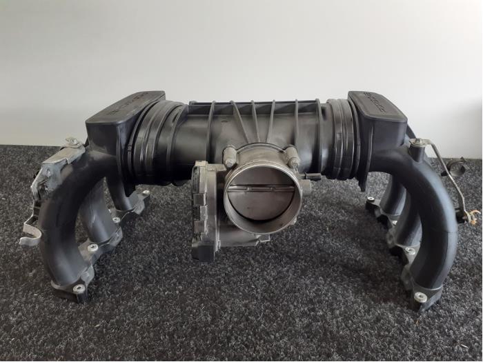 Gebrauchte Ansaugbrugge Porsche 911 (991) 3.0 24V Carrera 4S Preis € 349,94 Mit Mehrwertsteuer angeboten von Van Kronenburg Engines