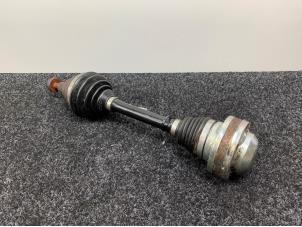 Used Front drive shaft, right Volkswagen Golf VII (AUA) 2.0 TDI 16V Price € 35,01 Inclusive VAT offered by Van Kronenburg Engines