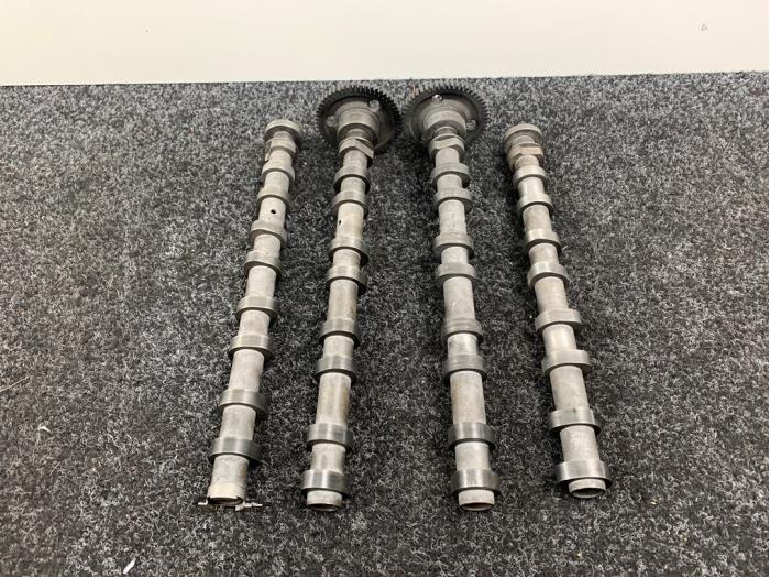 Gebrauchte Nockenwelle Set Landrover Range Rover III (LM) 3.6 TDV8 32V Preis € 500,00 Mit Mehrwertsteuer angeboten von Van Kronenburg Engines