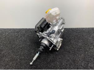 Neuf Pompe de frein Audi Q5 (8RB) 3.0 TDI V6 24V Quattro Prix € 604,94 Prix TTC proposé par Van Kronenburg Engines
